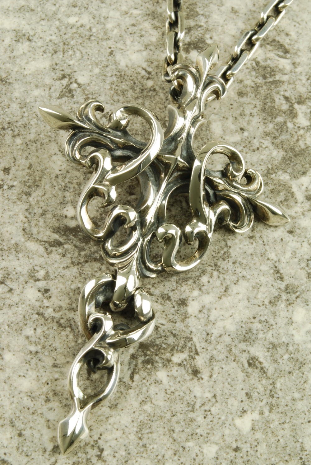 LSD(Loud Style Design) - Necklace『UNTOUCHABLE』 | gossip