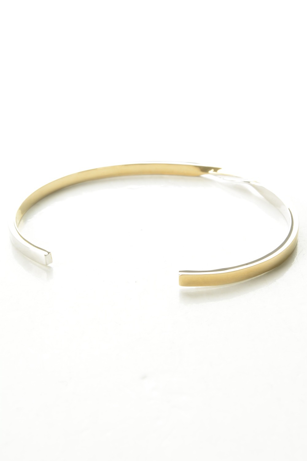 VelvetLounge - TWIST BANGLE | gossip