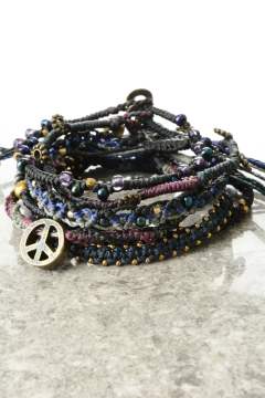 Wakami 国内限定モデル Earth Bracelet 7 Strand アースブレスレット 7ストランド ナイト Vs嵐にて櫻井翔さん着用 Gossip Wakami 国内限定モデル Earth Bracelet 7 Strand アースブレスレット 7ストランド ナイト Vs嵐にて櫻井翔さん着用 Gossip