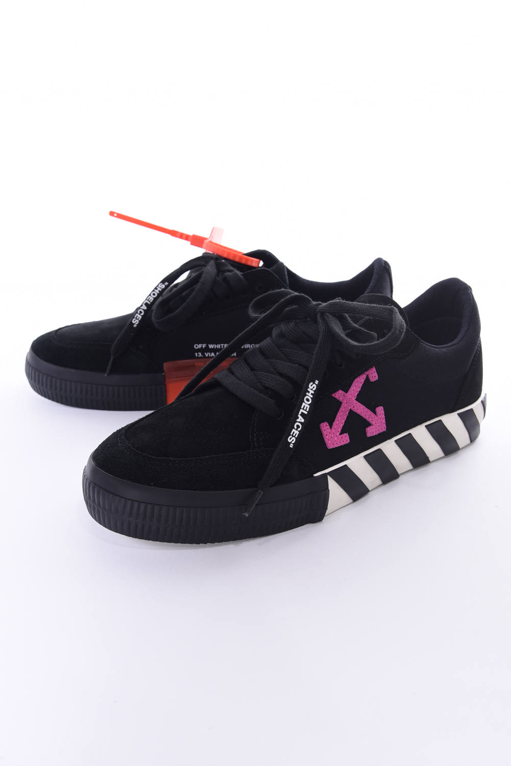 Off White Low Vulcanized ダイアゴナル アローロゴ ローカット スニーカー ブラック ピンク Gossip